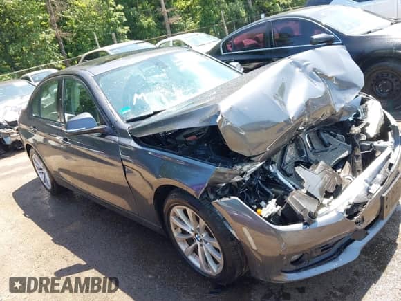 2016 BMW 3 Series 320i xDrive with VIN WBA8A3C52GK689284, listed as a IAAI auction lot 42545512 with 61,174 mi miles and . Bid and sale history available at DreamBid. Image 1.