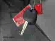 2013 Toyota Sienna LE z VIN 5TDJK3DC9DS054310, wystawiony jako IAAI lot #42668103 z przebiegiem 209 712 mil mil oraz . Historia ofert i sprzedaży dostępna na DreamBid. Obrazek 11.