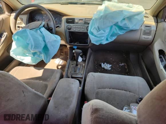 2000 Honda Accord SE with VIN JHMCG669XYC022808, listed as a Copart auction lot 66813555 with 164,406 mi miles and Salvage title. Bid and sale history available at DreamBid. Image 8.