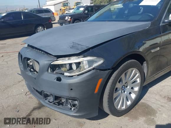 2015 BMW 5 Series 550i с VIN WBAKN9C53FD682327, выставлен на аукционе IAAI как лот 42314810 с пробегом 131 794 миль миль и . История ставок и продаж доступна на DreamBid. Изображение 21.