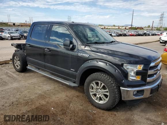 2016 Ford F-150 XL z VIN 1FTEW1CP2GKE71794, wystawiony jako Copart lot #71882465 z przebiegiem 113 322 mil mil oraz Szkoda całkowita • Salvage title. Historia ofert i sprzedaży dostępna na DreamBid. Obrazek 4.