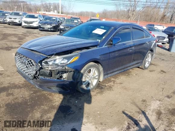 2019 Hyundai Sonata Sport z VIN 5NPE34AFXKH792154, wystawiony jako IAAI lot #41328069 z przebiegiem 68 504 mil mil oraz . Historia ofert i sprzedaży dostępna na DreamBid. Obrazek 17.