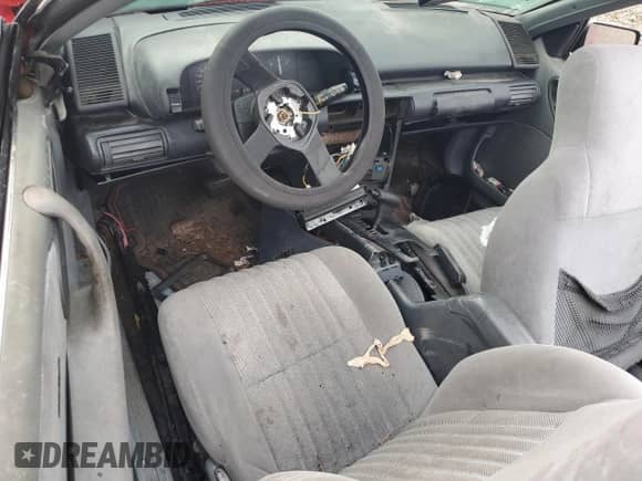 1992 Chevrolet Cavalier RS с VIN 1G1JC3448N7145773, выставлен на аукционе Copart как лот 70638815 с пробегом 196 561 миль миль и Списание • Salvage title. История ставок и продаж доступна на DreamBid. Изображение 8.