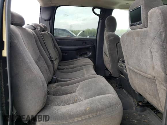 2006 Chevrolet Silverado 1500HD LT1 с VIN 1GCGC13UX6F134742, выставлен на аукционе Copart как лот 51256025 с пробегом 176 715 миль миль и Списание • Salvage title. История ставок и продаж доступна на DreamBid. Изображение 10.