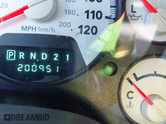 2007 Dodge 1500 SLT with VIN 1D7HU18257S227305, listed as a IAAI auction lot 43344423 with 200,951 mi miles and . Bid and sale history available at DreamBid. Image 15.