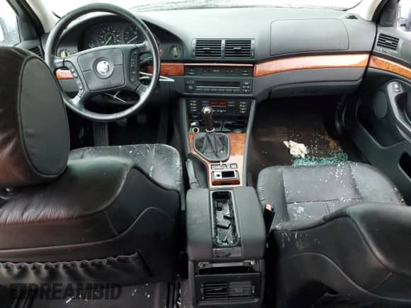 1998 BMW 5 Series 528i с VIN WBADD5326WBV56081, выставлен на аукционе Copart как лот 73791134 с пробегом 146 776 миль миль и На запчасти • Non repairable. История ставок и продаж доступна на DreamBid. Изображение 8.