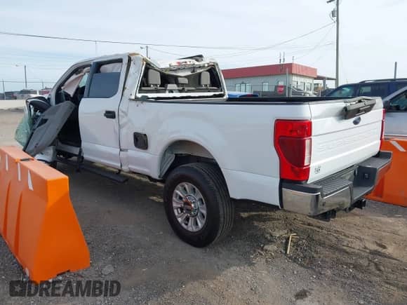 2022 Ford F-250 XL with VIN 1FT7W2BT3NEF14970, listed as a IAAI auction lot 43517087 with 34,043 mi miles and . Bid and sale history available at DreamBid. Image 3.