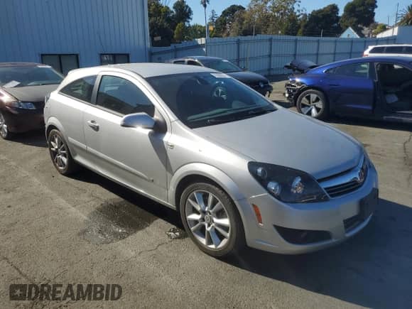 2008 Saturn Astra XR with VIN W08AT271985039098, listed as a Copart auction lot 76355024 with 82,596 mi miles and Clean title. Bid and sale history available at DreamBid. Image 4.