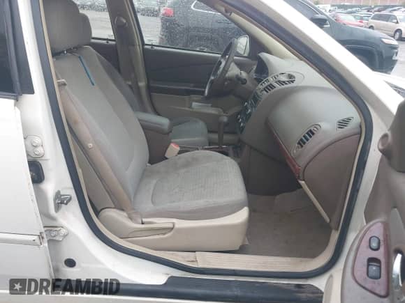 2008 Chevrolet Malibu Classic LT z VIN 1G1ZT58N08F123004, wystawiony jako IAAI lot #42215002 z przebiegiem 128 865 mil mil oraz . Historia ofert i sprzedaży dostępna na DreamBid. Obrazek 5.