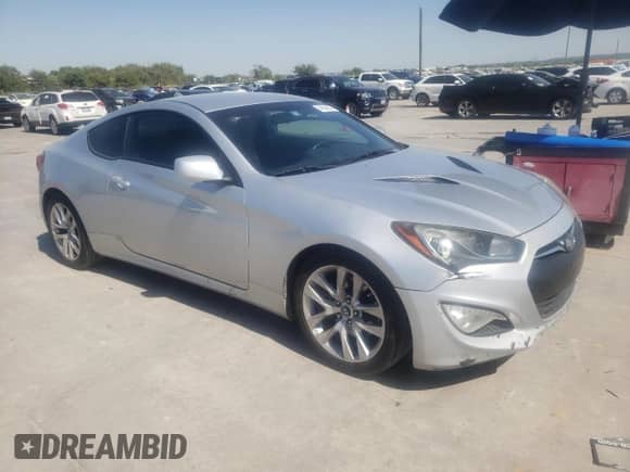 2013 Hyundai Genesis Coupe 2.0T с VIN KMHHT6KD1DU084675, выставлен на аукционе Copart как лот 74824594 с пробегом 180 603 миль миль и Чистый • Clean title. История ставок и продаж доступна на DreamBid. Изображение 4.