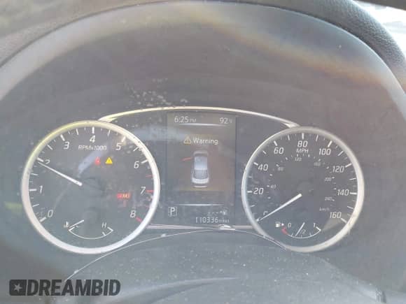 2017 Nissan Sentra SR with VIN 3N1AB7AP2HY349832, listed as a IAAI auction lot 43294318 with 110,336 mi miles and . Bid and sale history available at DreamBid. Image 7.