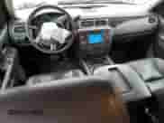2010 GMC Sierra 1500 Denali z VIN 3GTRKXE20AG265339, wystawiony jako Copart lot #79364264 z przebiegiem 328 942 mil mil oraz Szkoda całkowita • Salvage title. Historia ofert i sprzedaży dostępna na DreamBid. Obrazek 8.