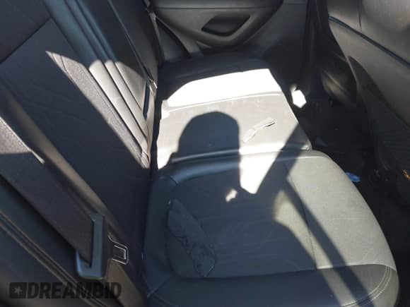 2020 Chevrolet Trax LT с VIN KL7CJLSB2LB027359, выставлен на аукционе IAAI как лот 43358117 с пробегом 77 016 миль миль и . История ставок и продаж доступна на DreamBid. Изображение 8.