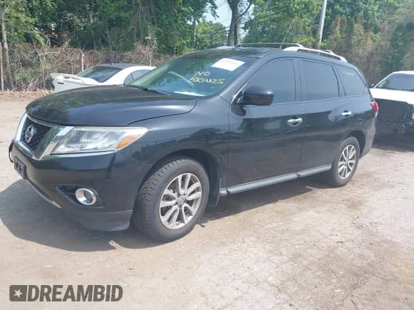2016 Nissan Pathfinder Platinum with VIN 5N1AR2MM0GC633654, listed as a IAAI auction lot 42554306 with 113,919 mi miles and . Bid and sale history available at DreamBid. Image 2.