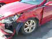 2011 Hyundai Sonata Limited with VIN 5NPEC4AC2BH143907, listed as a IAAI auction lot 43142066 with 194,877 mi miles and . Bid and sale history available at DreamBid. Image 6.