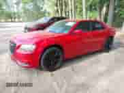 2017 Chrysler 300 S с VIN 2C3CCAGG5HH512359, выставлен на аукционе IAAI как лот 42287332 с пробегом 115 052 миль миль и . История ставок и продаж доступна на DreamBid. Изображение 2.