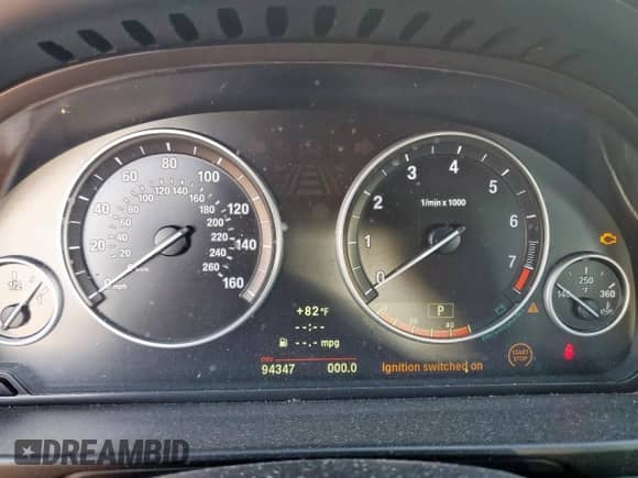 2013 BMW 5 Series 550i xDrive с VIN WBAFU9C56DDY70454, выставлен на аукционе Copart как лот 67842235 с пробегом 94 347 миль миль и Чистый • Clean title. История ставок и продаж доступна на DreamBid. Изображение 9.