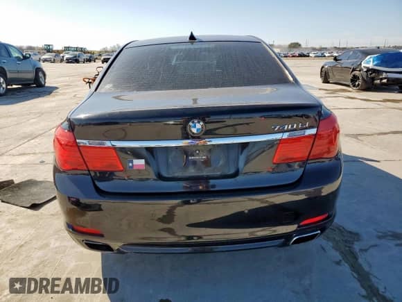 2011 BMW 7 Series 740Li with VIN WBAKB4C53BC574818, listed as a Copart auction lot 46913705 with 105,665 mi miles and Clean title. Bid and sale history available at DreamBid. Image 6.