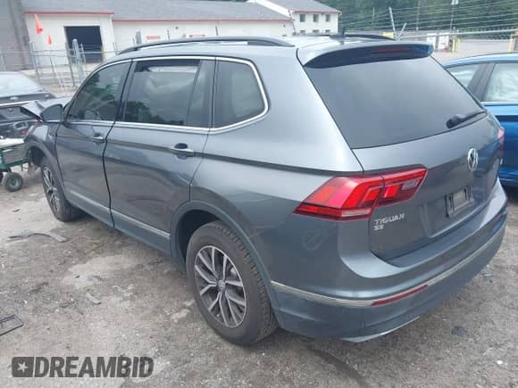 2020 Volkswagen Tiguan SE с VIN 3VV2B7AX7LM055040, выставлен на аукционе IAAI как лот 42651352 с пробегом Не указан миль и . История ставок и продаж доступна на DreamBid. Изображение 3.