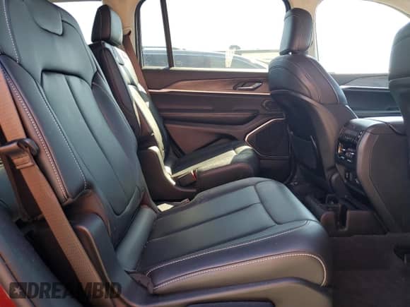 2021 Jeep Grand Cherokee Limited with VIN 1C4RJKBG2M8205420, listed as a Copart auction lot 86508245 with 39,048 mi miles and Non repairable. Bid and sale history available at DreamBid. Image 11.