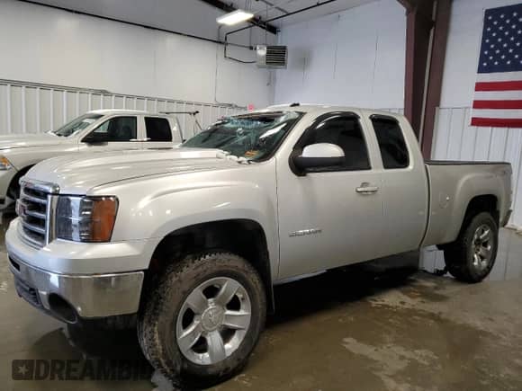 2012 GMC Sierra 1500 SLT with VIN 1GTR2WE79CZ300498, listed as a Copart auction lot 50775245 with 138,353 mi miles and Salvage title. Bid and sale history available at DreamBid. Image 1.