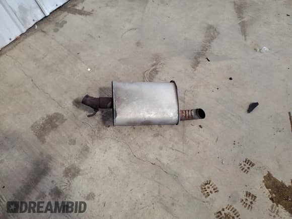 2001 Honda Accord EX z VIN 1HGCG16591A069137, wystawiony jako Copart lot #84871195 z przebiegiem 236 991 mil mil oraz Szkoda całkowita • Salvage title. Historia ofert i sprzedaży dostępna na DreamBid. Obrazek 12.