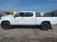 2021 Toyota Tacoma SR5 z VIN 3TMDZ5BN4MM118505, wystawiony jako IAAI lot #41920089 z przebiegiem 30 693 mil mil oraz . Historia ofert i sprzedaży dostępna na DreamBid. Obrazek 14.
