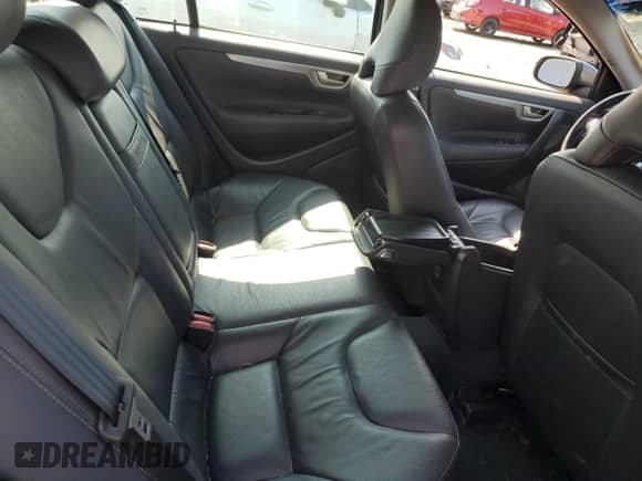 2008 Volvo S60 2.5T с VIN YV1RS592382671787, выставлен на аукционе Copart как лот 71660995 с пробегом 138 770 миль миль и Списание • Salvage title. История ставок и продаж доступна на DreamBid. Изображение 10.
