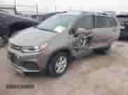 2022 Chevrolet Trax LT с VIN KL7CJLSM2NB563216, выставлен на аукционе IAAI как лот 41702010 с пробегом 19 937 миль миль и . История ставок и продаж доступна на DreamBid. Изображение 2.
