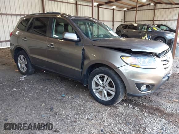 2011 Hyundai Santa Fe Limited with VIN 5XYZKDAG7BG027228, listed as a IAAI auction lot 42704856 with 139,174 mi miles and . Bid and sale history available at DreamBid. Image 1.