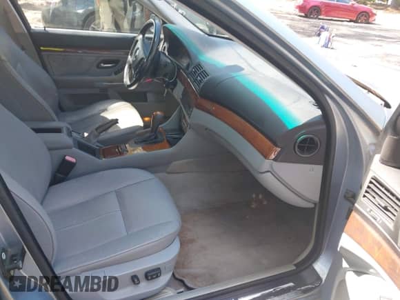 2003 BMW 5 Series 525i z VIN WBADT43443G026382, wystawiony jako IAAI lot #43355616 z przebiegiem 169 038 mil mil oraz . Historia ofert i sprzedaży dostępna na DreamBid. Obrazek 5.