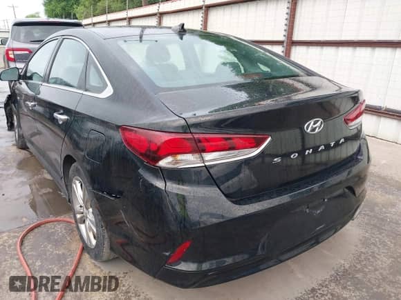 2018 Hyundai Sonata SEL with VIN 5NPE34AF2JH636933, listed as a IAAI auction lot 41958488 with 43,711 mi miles and . Bid and sale history available at DreamBid. Image 3.