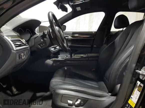 2019 BMW 7 Series 740i xDrive с VIN WBA7E4C50KGV28708, выставлен на аукционе Copart как лот 55141895 с пробегом 130 925 миль миль и Чистый • Clean title. История ставок и продаж доступна на DreamBid. Изображение 7.