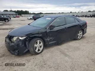 2014 Toyota Camry SE с VIN 4T1BF1FK3EU473649, выставлен на аукционе Copart как лот 82344745 с пробегом 117 875 миль миль и Списание • Salvage title. История ставок и продаж доступна на DreamBid. Изображение 1.