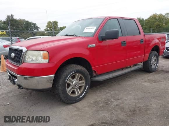 2008 Ford F-150 XLT z VIN 1FTPW14V38FB31702, wystawiony jako IAAI lot #43555854 z przebiegiem 144 099 mil mil oraz . Historia ofert i sprzedaży dostępna na DreamBid. Obrazek 2.