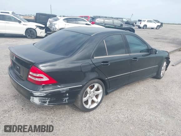 2007 Mercedes-Benz C 230 Sport with VIN WDBRF52H17F905780, listed as a IAAI auction lot 41934997 with 201,961 mi miles and . Bid and sale history available at DreamBid. Image 4.