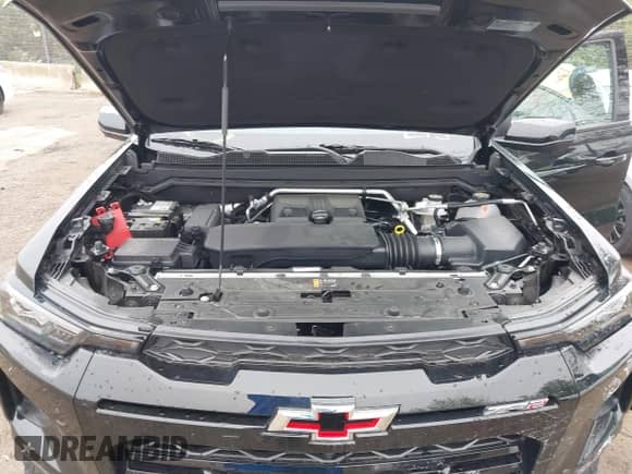 2024 Chevrolet Colorado 4WD ZR2 с VIN 1GCPTFEK4R1270553, выставлен на аукционе IAAI как лот 42208616 с пробегом 3 700 миль миль и . История ставок и продаж доступна на DreamBid. Изображение 10.