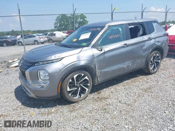 2022 Mitsubishi Outlander SE with VIN JA4J4UA83NZ040784, listed as a IAAI auction lot 42579043 with 80,755 mi miles and . Bid and sale history available at DreamBid. Image 17.