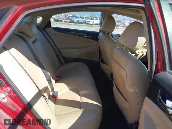 2013 Hyundai Sonata Limited с VIN 5NPEC4AC0DH782998, выставлен на аукционе IAAI как лот 41835588 с пробегом 135 870 миль миль и . История ставок и продаж доступна на DreamBid. Изображение 8.