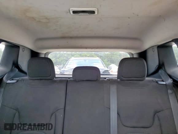 2017 Jeep Renegade Latitude с VIN ZACCJABB4HPG39034, выставлен на аукционе Copart как лот 70195035 с пробегом 148 684 миль миль и Чистый • Clean title. История ставок и продаж доступна на DreamBid. Изображение 10.