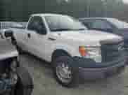 2013 Ford F-150 XL with VIN 1FTMF1CM1DKE42686, listed as a Copart auction lot 85726485 with 233,527 mi miles and Clean title. Bid and sale history available at DreamBid. Image 4.