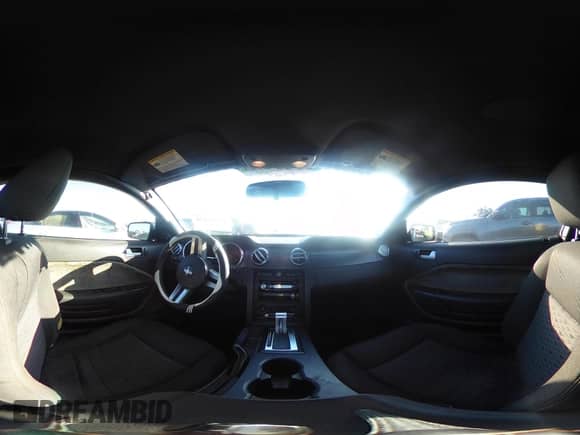 2008 Ford Mustang GT Deluxe с VIN 1ZVHT82H585185332, выставлен на аукционе IAAI как лот 43395236 с пробегом 158 639 миль миль и . История ставок и продаж доступна на DreamBid. Изображение 22.