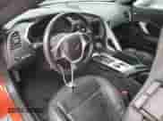 2015 Chevrolet Corvette Z51 2LT с VIN 1G1YK2D76F5109440, выставлен на аукционе Copart как лот 74430084 с пробегом Не указан миль и На запчасти • Non repairable. История ставок и продаж доступна на DreamBid. Изображение 8.