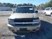 2006 Chevrolet TrailBlazer LT z VIN 1GNDS13SX62202394, wystawiony jako IAAI lot #43436574 z przebiegiem 162 902 mil mil oraz . Historia ofert i sprzedaży dostępna na DreamBid. Obrazek 12.