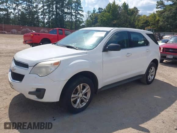 2013 Chevrolet Equinox LS with VIN 2GNALBEK1D6395828, listed as a IAAI auction lot 43343063 with 236,637 mi miles and . Bid and sale history available at DreamBid. Image 2.