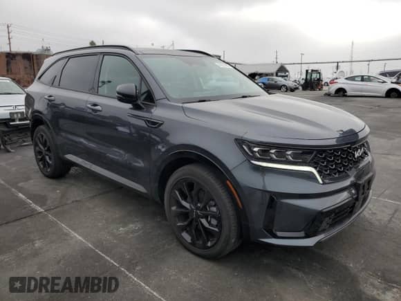 2023 Kia Sorento SX with VIN 5XYRK4LF7PG189453, listed as a Copart auction lot 84235085 with 36,726 mi miles and Salvage title. Bid and sale history available at DreamBid. Image 4.