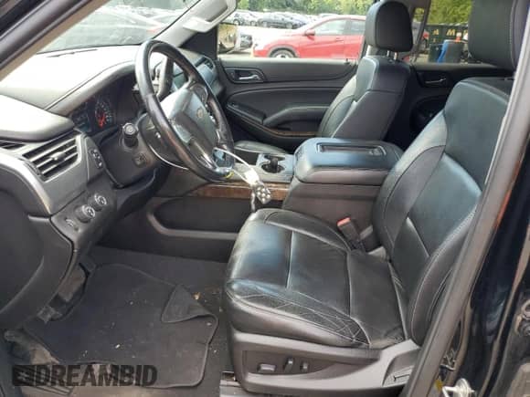 2019 Chevrolet Suburban LT с VIN 1GNSKHKCXKR241997, выставлен на аукционе Copart как лот 68132905 с пробегом 49 038 миль миль и На запчасти • Non repairable. История ставок и продаж доступна на DreamBid. Изображение 7.
