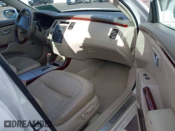 2006 Hyundai Azera SE with VIN KMHFC46F16A099074, listed as a IAAI auction lot 41538348 with Not provided miles and . Bid and sale history available at DreamBid. Image 5.