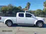 2007 Nissan Frontier SE z VIN 1N6AD09U37C450276, wystawiony jako IAAI lot #43422924 z przebiegiem 183 858 mil mil oraz . Historia ofert i sprzedaży dostępna na DreamBid. Obrazek 14.