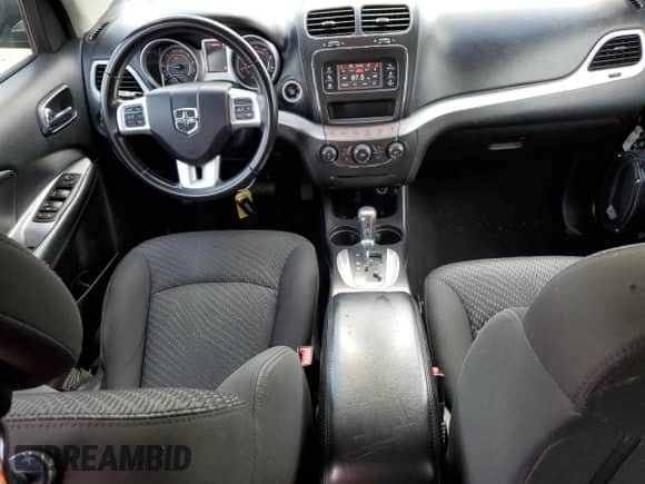 2018 Dodge Journey SXT z VIN 3C4PDDBG6JT390367, wystawiony jako Copart lot #60814775 z przebiegiem 119 473 mil mil oraz Szkoda całkowita • Salvage title. Historia ofert i sprzedaży dostępna na DreamBid. Obrazek 8.